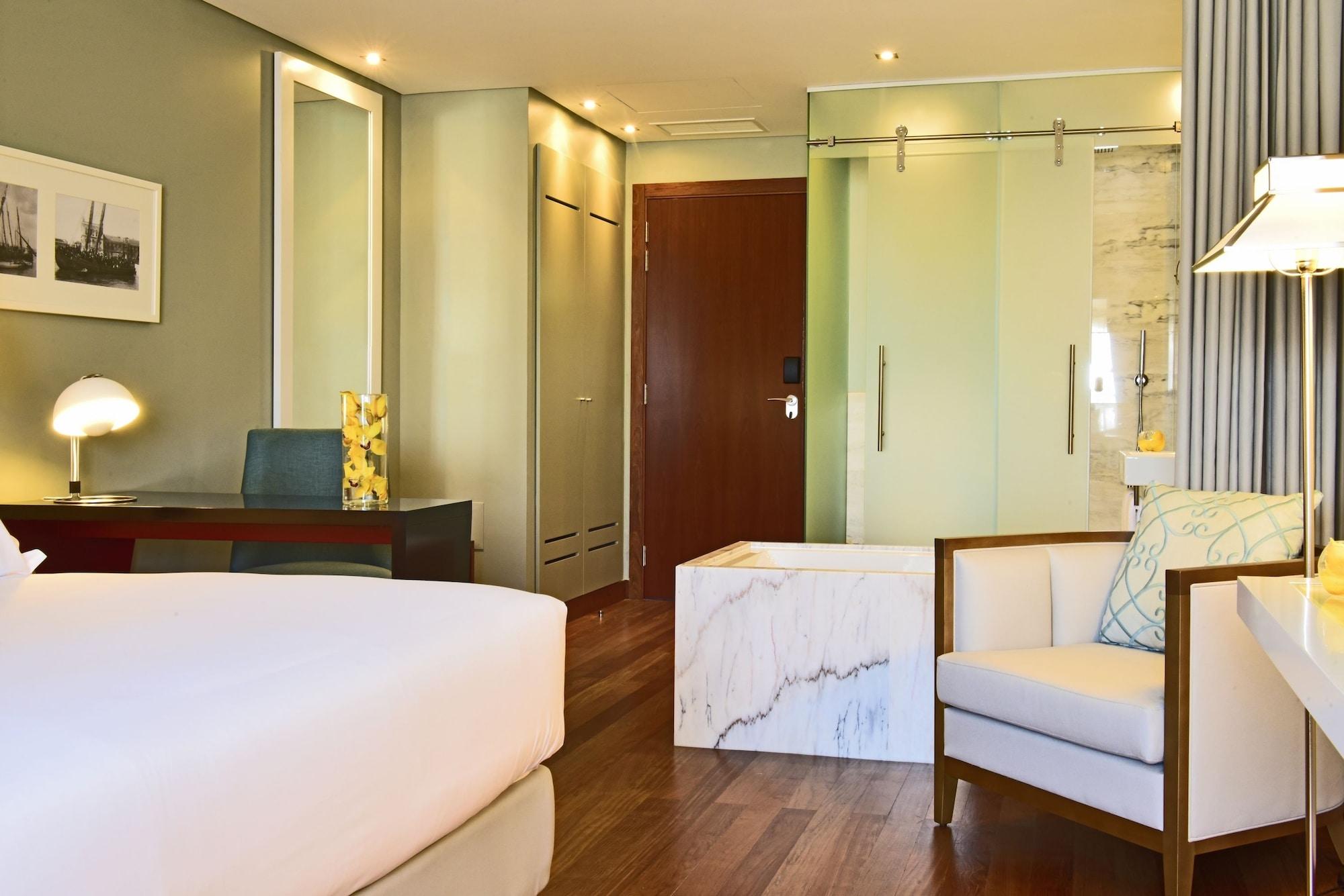 Pousada De Lisboa - Small Luxury Hotels Of The World Екстер'єр фото A room at the hotel