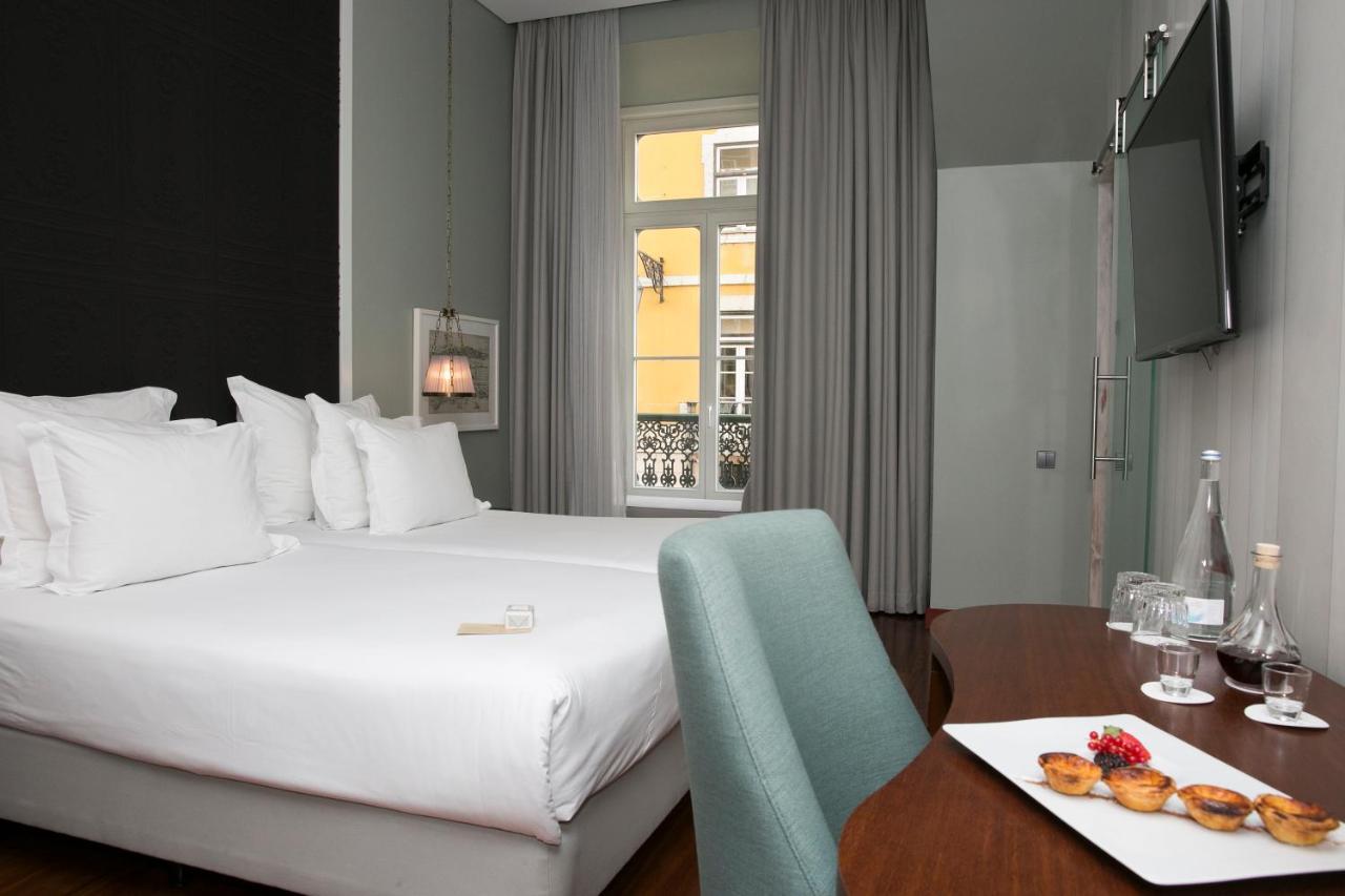 Pousada De Lisboa - Small Luxury Hotels Of The World Екстер'єр фото A room at the hotel