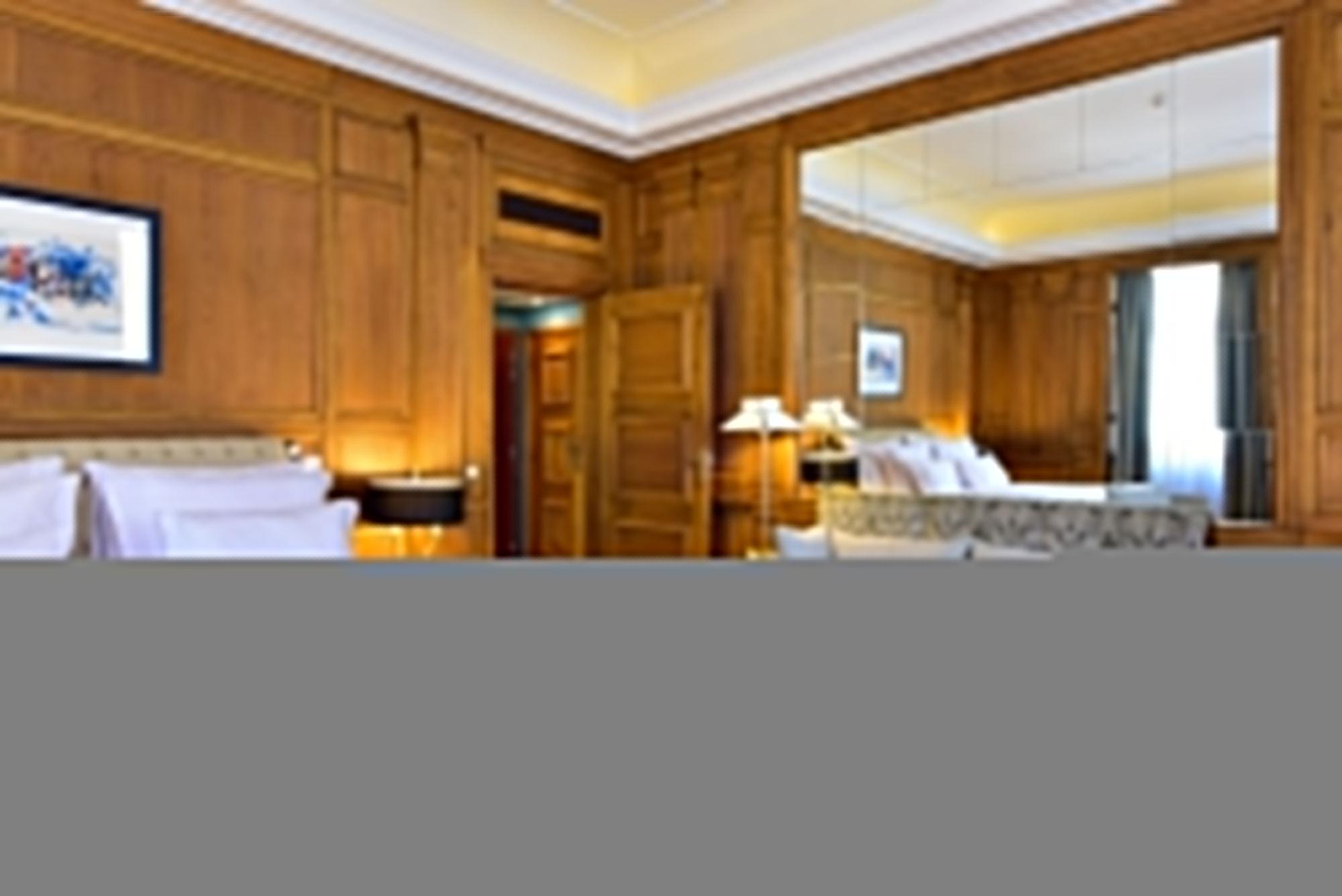 Pousada De Lisboa - Small Luxury Hotels Of The World Екстер'єр фото A room at the hotel