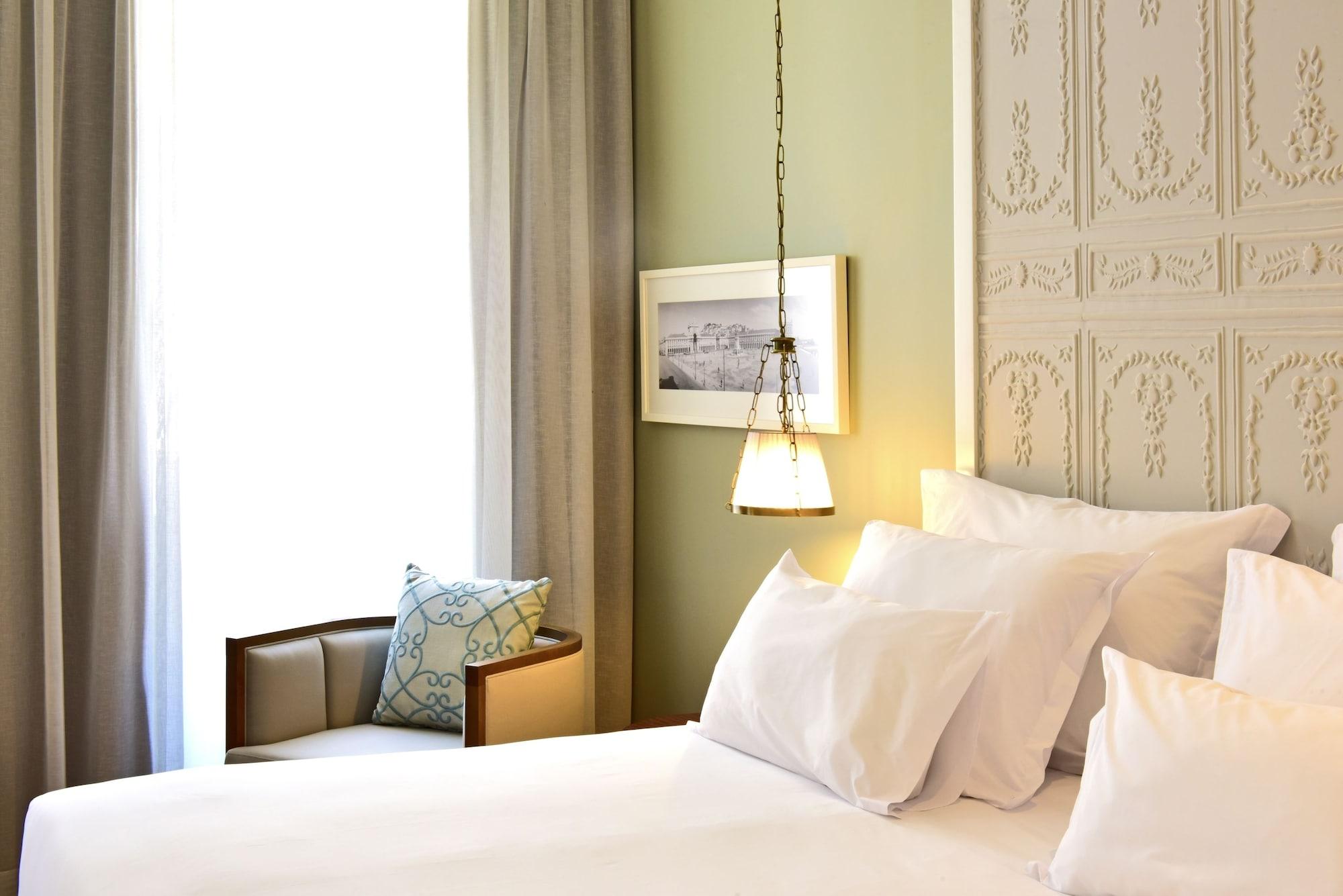 Pousada De Lisboa - Small Luxury Hotels Of The World Екстер'єр фото A room at the hotel