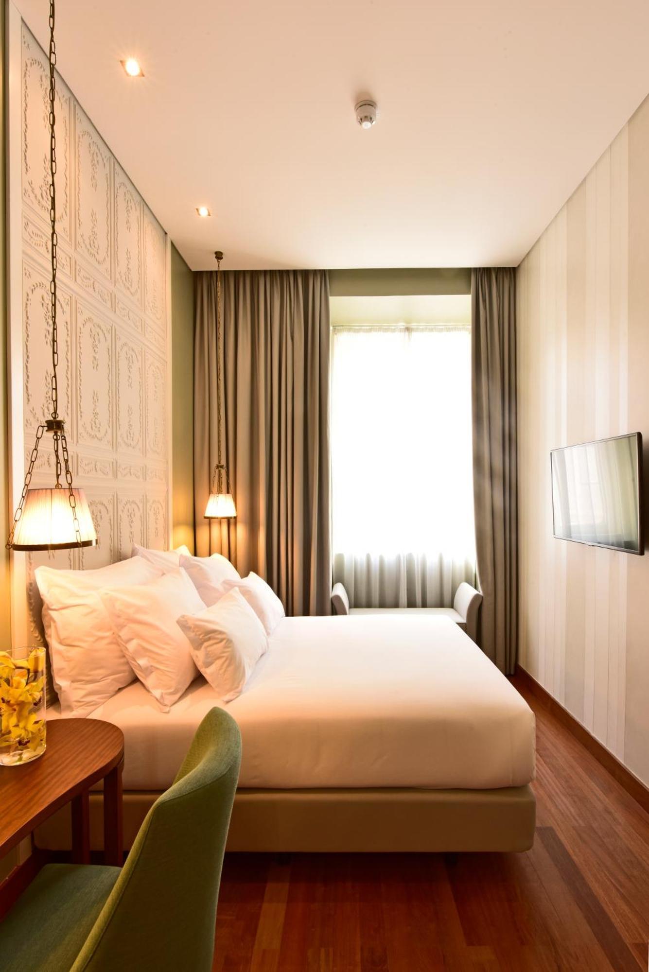 Pousada De Lisboa - Small Luxury Hotels Of The World Екстер'єр фото A room at the hotel
