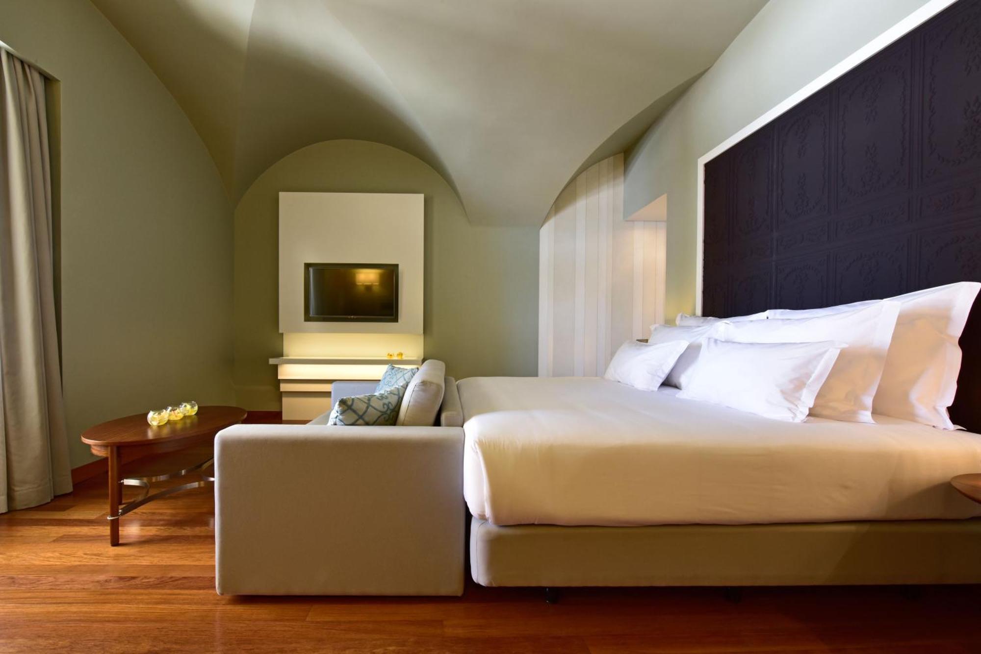 Pousada De Lisboa - Small Luxury Hotels Of The World Екстер'єр фото A room at the hotel